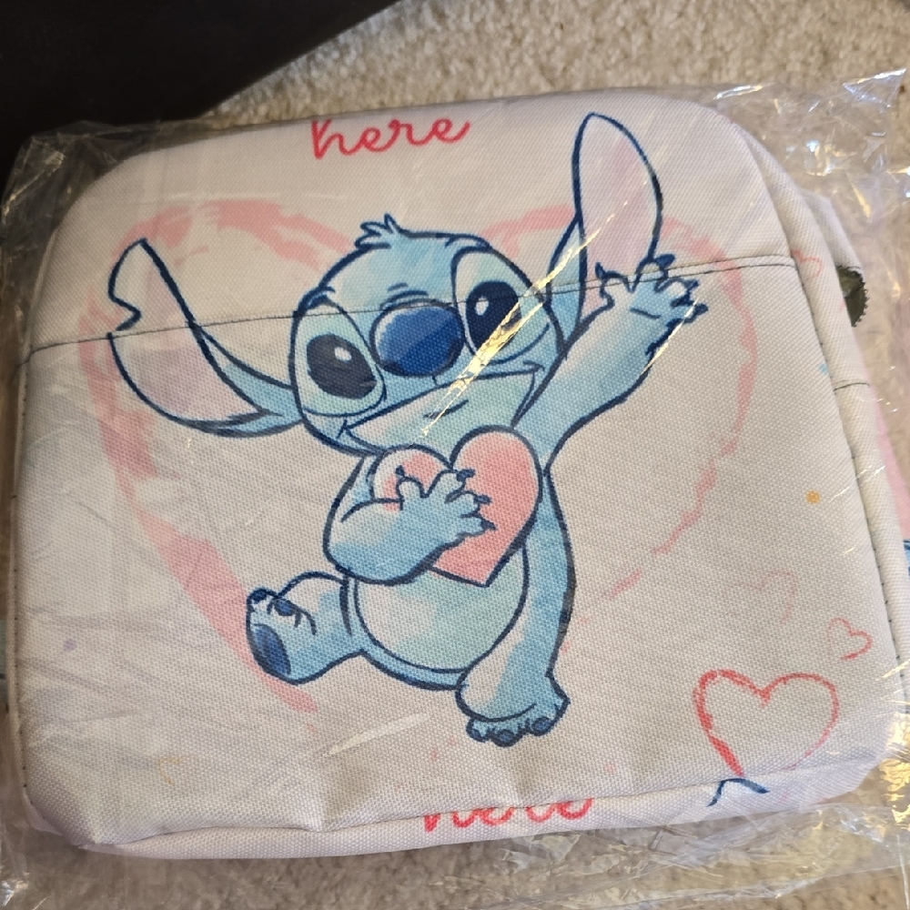 Stitch Heart Print White Lunchbox